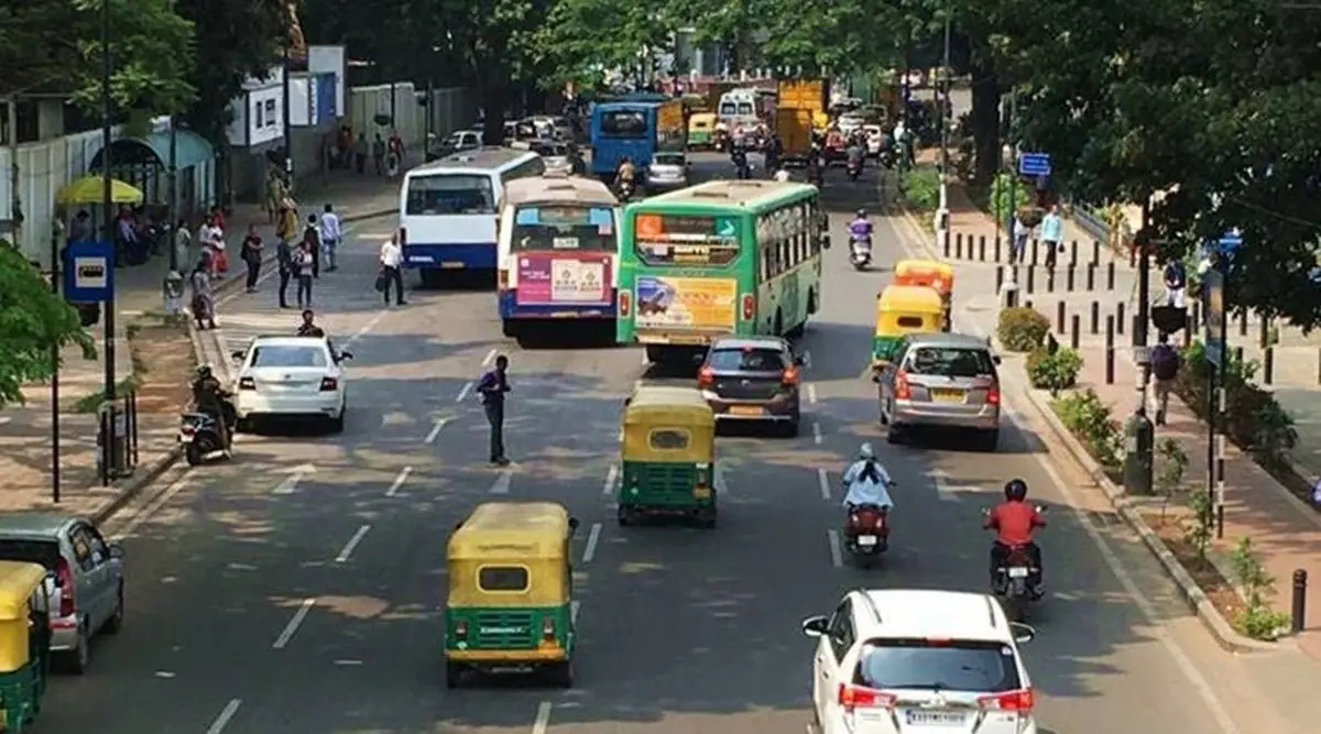 bangalore-city-traffic-live-road-view